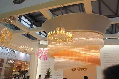 展覽搭建工廠在使用腳手架的時(shí)候需要檢查一下
